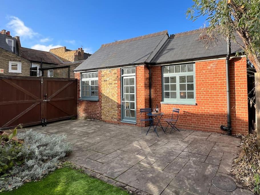 Forge Cottage - Pretty 1 Bedroom Cottage With Free Off Street Parking London Exterior foto